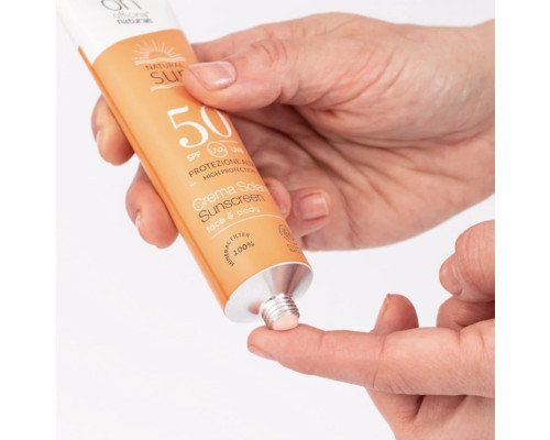 Органический солнцезащитный флюид SPF 50 в алюминиевой тубе Officina Naturae, 75 мл